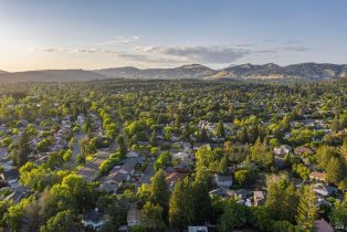 Single Family Residence,  Santa Rosita court, Santa Rosa, CA 95405 - 48