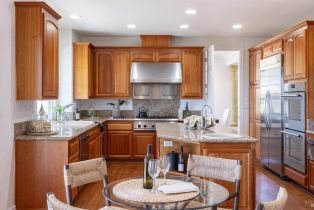 Single Family Residence,  Chaparral circle, Napa, CA 94558 - 18