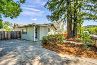 Single Family Residence,  Oak street, Calistoga, CA 94515 - 2