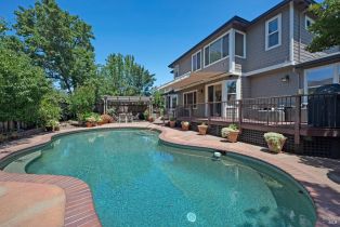 Single Family Residence, 979 Lupine Ct, Healdsburg, CA  Healdsburg, CA 95448