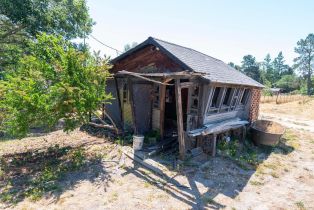 Agriculture, 303 Watertrough road, Sebastopol, CA 95472 - 66