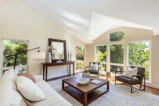 Single Family Residence,  Linda Mesa way, Napa, CA 94558 - 4