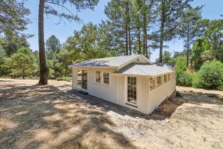 Single Family Residence,  Lake County highway, Calistoga, CA 94515 - 4