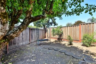 Single Family Residence,  Belhaven court, Santa Rosa, CA 95409 - 29