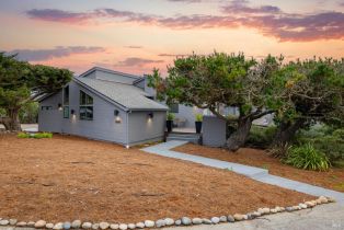 Single Family Residence,  Mockingbird road, Bodega Bay, CA 94923 - 2