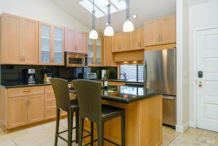 Condominium,  Fairways drive, Napa, CA 94558 - 3