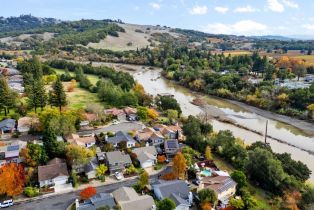 Single Family Residence,  Hummingbird court, Healdsburg, CA 95448 - 3