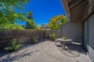 Condominium,  Valley View court, Sebastopol, CA 95472 - 41