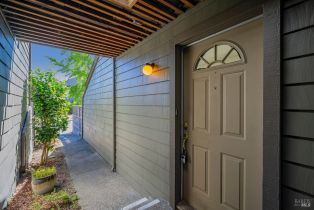 Condominium,  Valley View court, Sebastopol, CA 95472 - 2