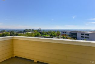 Condominium,  Stonefield lane, Santa Rosa, CA 95403 - 6