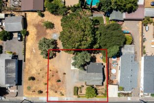 Single Family Residence, 733 University street, Healdsburg, CA 95448 - 7