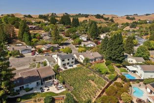 Single Family Residence,  Alpine court, Napa, CA 94558 - 6