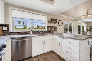 Single Family Residence,  Alpine court, Napa, CA 94558 - 27