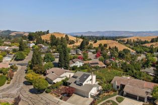 Single Family Residence,  Alpine court, Napa, CA 94558 - 5