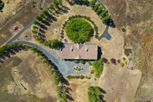 Single Family Residence,  Hillsborough drive, Petaluma, CA 94954 - 6