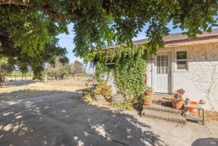 Single Family Residence,  Cuttings Wharf road, Napa, CA 94559 - 17