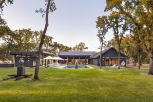 Single Family Residence, 247 Fisher Ln, Sonoma, CA  Sonoma, CA 95476