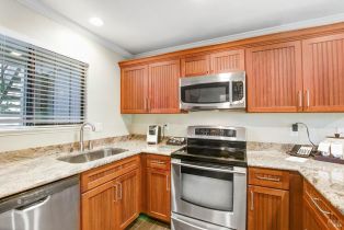 Condominium,  Augusta circle, Napa, CA 94558 - 6