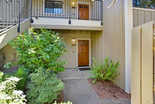 Condominium,  Augusta circle, Napa, CA 94558 - 37