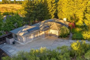 Single Family Residence,  Tee View court, Santa Rosa, CA 95405 - 3