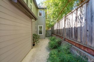 Single Family Residence,  Windsor court, Napa, CA 94558 - 37