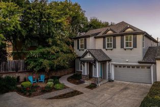 Single Family Residence, 43 Windsor Ct, Napa, CA  Napa, CA 94558