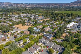 Single Family Residence,  Windsor court, Napa, CA 94558 - 43