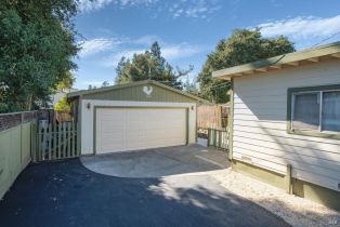 Residential Income,  Manzanita road, Sonoma, CA 95476 - 20