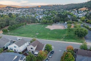 Single Family Residence,  Grape Gables way, Cloverdale, CA 95425 - 12