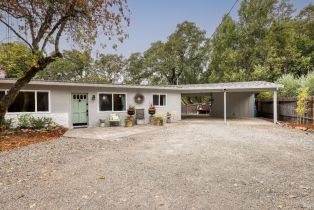 Single Family Residence,  Wake Robin drive, Glen Ellen, CA 95442 - 42