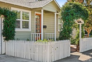 Single Family Residence,  Plaza street, Healdsburg, CA 95448 - 2