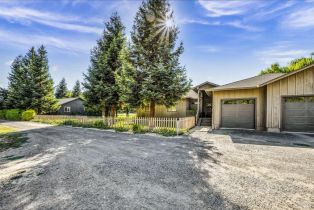 Single Family Residence, 14631 Kinley Dr, Healdsburg, CA  Healdsburg, CA 95448