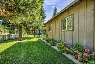 Single Family Residence,  Kinley drive, Healdsburg, CA 95448 - 34