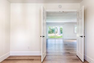 Single Family Residence,  Old Oak lane, Santa Rosa, CA 95409 - 13