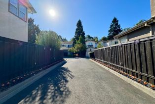 Single Family Residence,  Blackberry drive, Napa, CA 94558 - 3