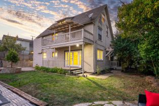 Single Family Residence, 143 Howard St, Petaluma, CA  Petaluma, CA 94952