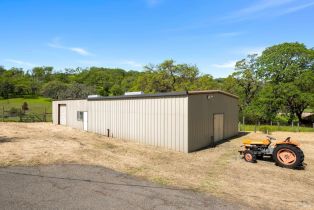 Single Family Residence,  Henno road, Glen Ellen, CA 95442 - 38