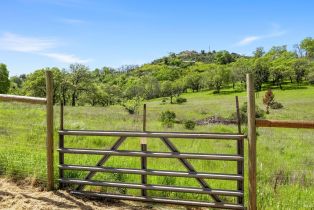 Single Family Residence,  Henno road, Glen Ellen, CA 95442 - 36