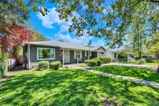 Single Family Residence,  Pacific street, Napa, CA 94558 - 4