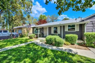 Single Family Residence,  Pacific street, Napa, CA 94558 - 5