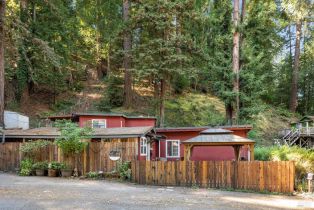 Single Family Residence, 10817 Ogburn Ln, Russian River, CA  Russian River, CA 95436