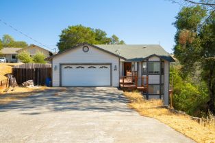 Single Family Residence, 67 Zinnia Ln, Napa, CA  Napa, CA 94558