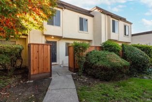 Condominium, 1850 Primavera Dr, Santa Rosa, CA  Santa Rosa, CA 95409