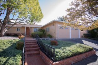 Single Family Residence,  La Crosse avenue, Santa Rosa, CA 95409 - 3