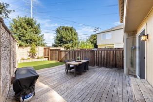 Single Family Residence,  Poe court, Santa Rosa, CA 95403 - 9