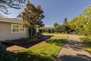 Single Family Residence,  Summerfield road, Santa Rosa, CA 95405 - 4