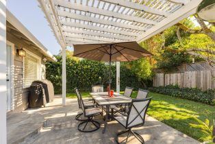 Single Family Residence,  Summerfield road, Santa Rosa, CA 95405 - 23