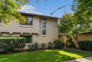 Condominium,  La Mancha drive, Sonoma, CA 95476 - 2