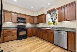 Condominium,  Stonegate circle, Cloverdale, CA 95425 - 8