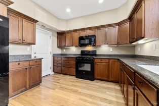 Condominium,  Stonegate circle, Cloverdale, CA 95425 - 9